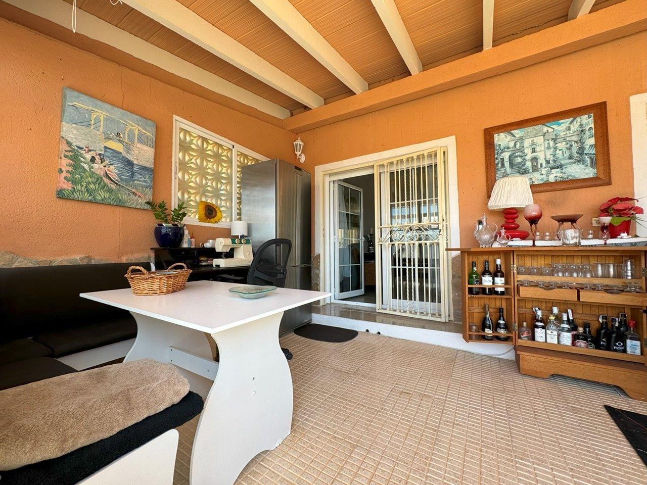 Venta. Chalet/Villa en El Campello