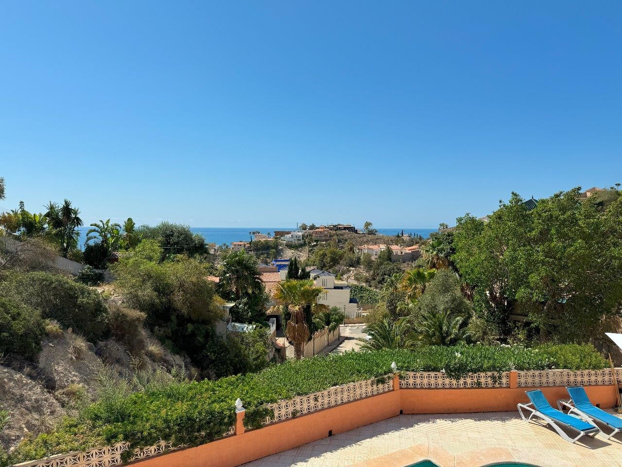 Venta. Chalet/Villa en El Campello
