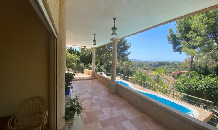 Herverkoop - Villa -
Altea la Vella - Altea