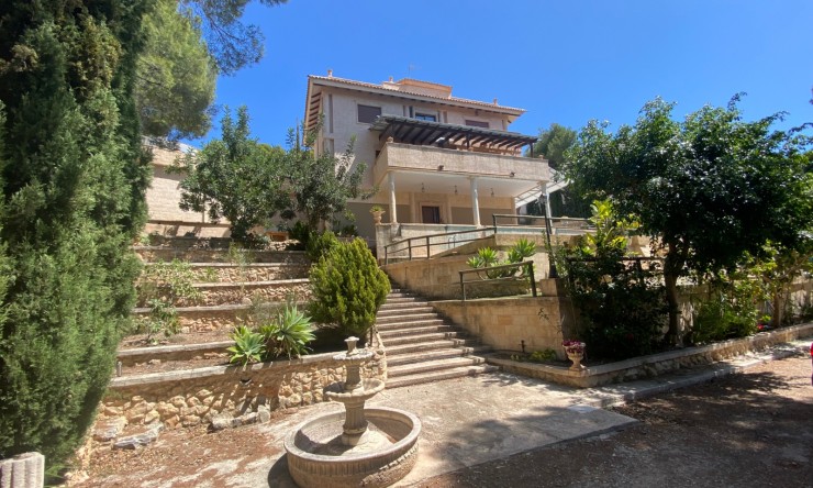 Herverkoop - Villa -
Altea la Vella - Altea