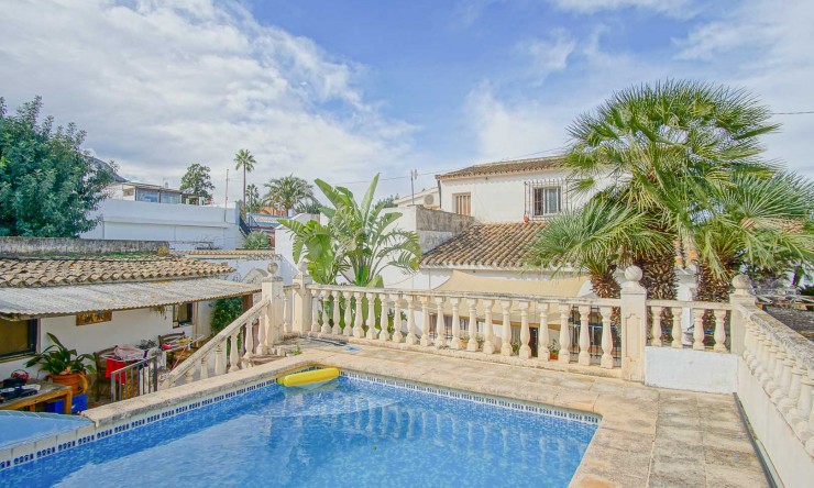 Resale - Villa -
Denia - La Pedrera