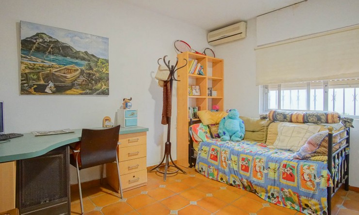 Resale - Villa -
Denia - La Pedrera