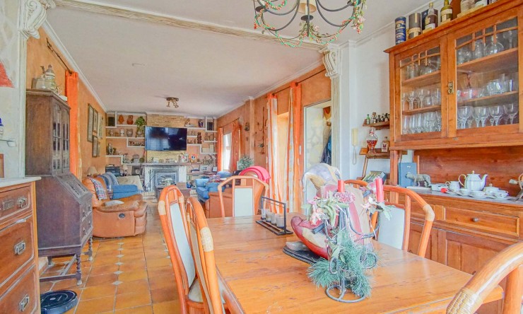 Resale - Villa -
Denia - La Pedrera