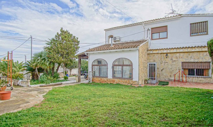 Resale - Villa -
Denia - La Pedrera