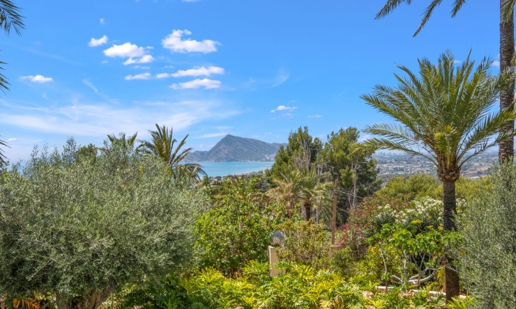 Resale - Villa -
Altea