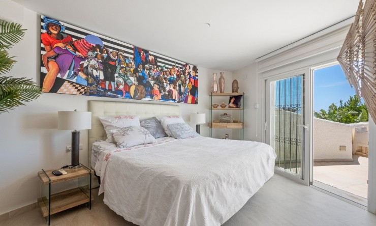 Resale - Villa -
Altea