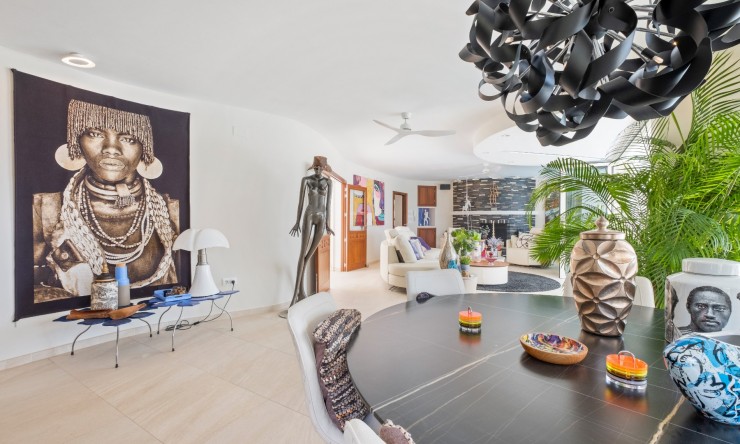 Resale - Villa -
Altea