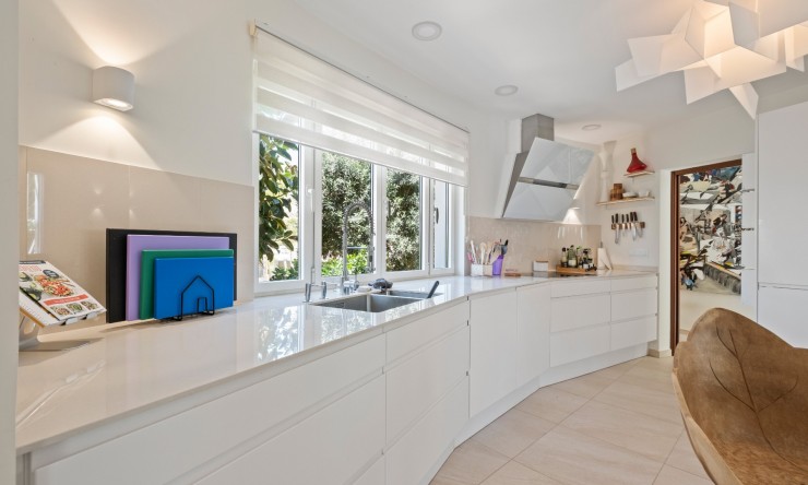 Resale - Villa -
Altea