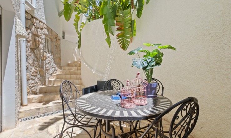 Resale - Villa -
Altea
