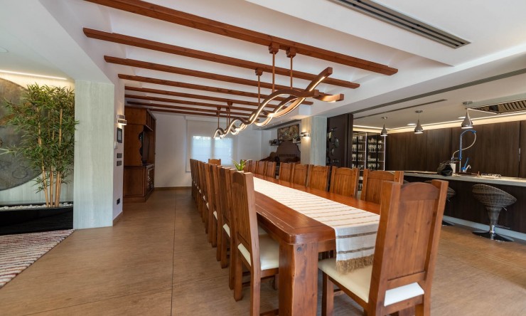 Rynek Wtórny - Willa -
Calpe