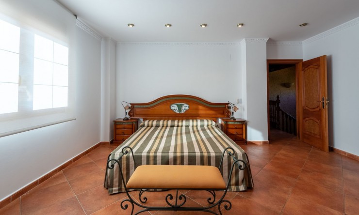 Rynek Wtórny - Willa -
Calpe