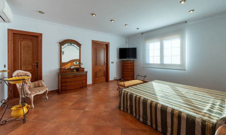 Rynek Wtórny - Willa -
Calpe