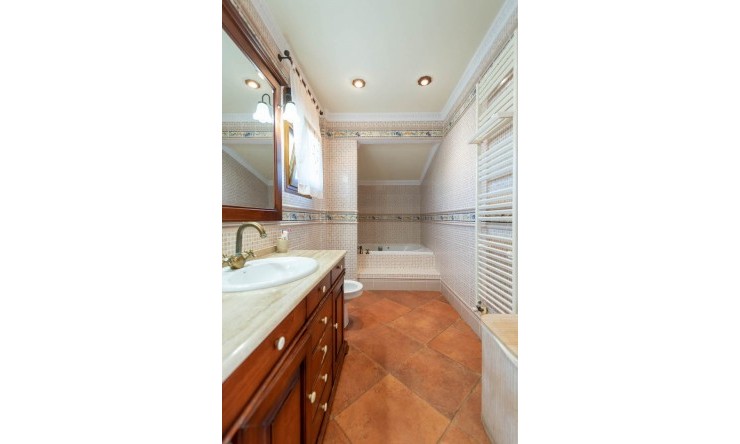 Rynek Wtórny - Willa -
Calpe