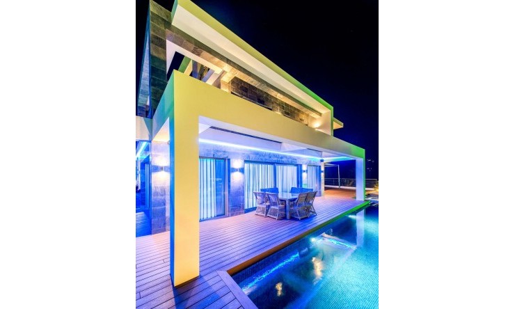Wiederverkauf - Villa -
Calpe