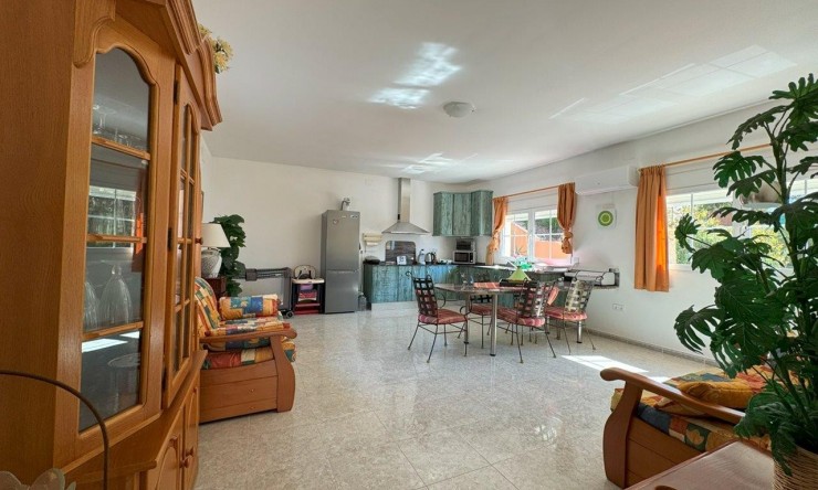 Rynek Wtórny - Willa -
Campello