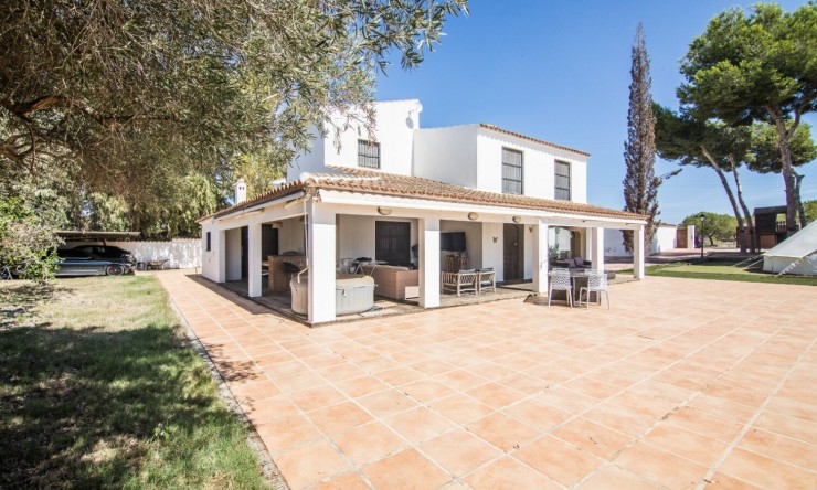 Reventa - Villa -
Santa Pola