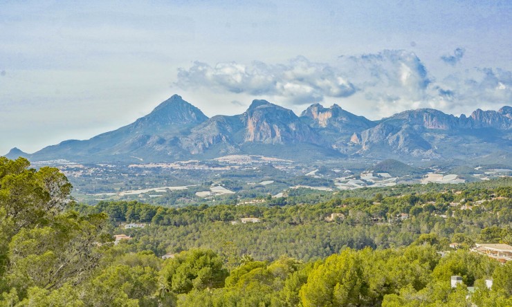 Rynek Wtórny - Willa -
Altea - Alhama Springs