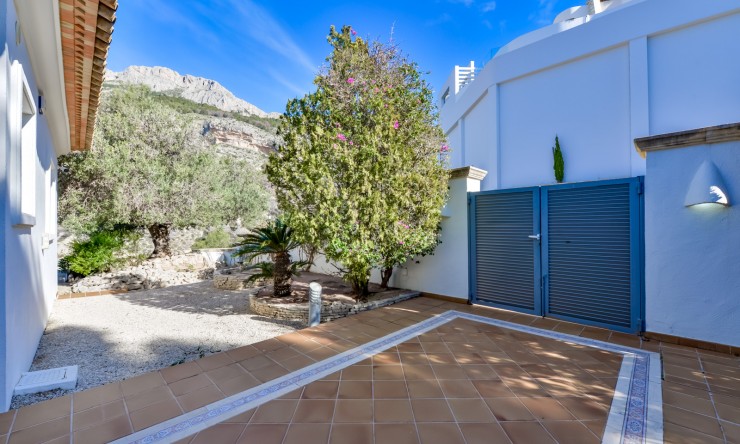 Resale - Villa -
Altea - Sierra de Altea