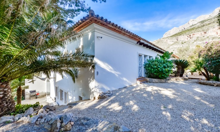 Resale - Villa -
Altea - Sierra de Altea