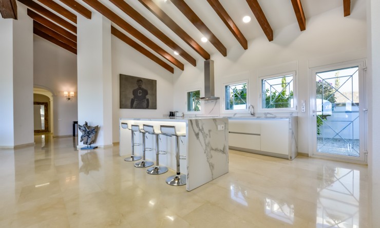 Resale - Villa -
Altea - Sierra de Altea