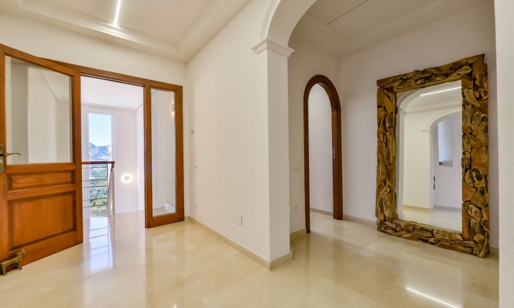 Reventa - Villa -
Altea - Sierra de Altea