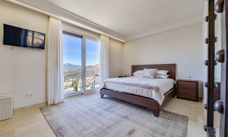 Resale - Villa -
Altea - Sierra de Altea