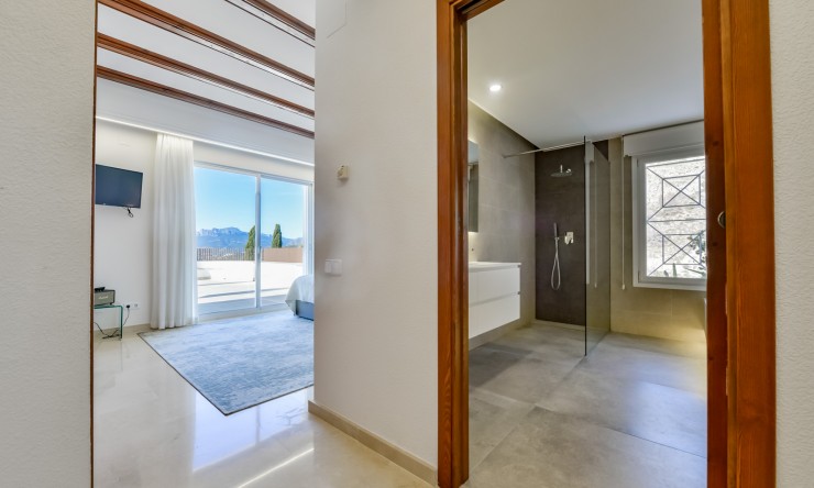 Reventa - Villa -
Altea - Sierra de Altea