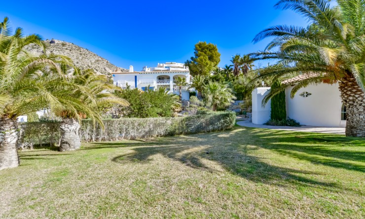 Rynek Wtórny - Willa -
Altea - Sierra de Altea