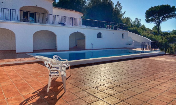 Resale - Villa -
Benissa