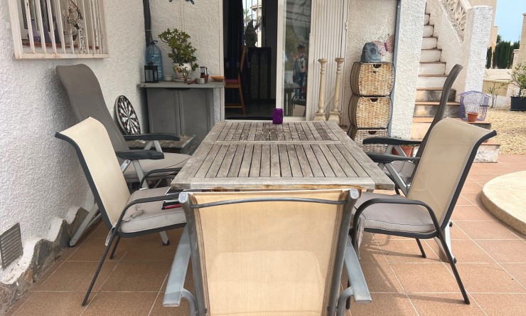 Resale - Villa -
La Nucía
