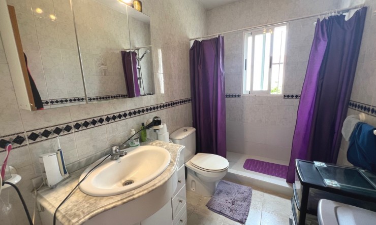 Resale - Villa -
La Nucía