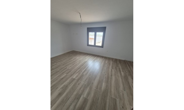 Resale - Villa -
Dolores
