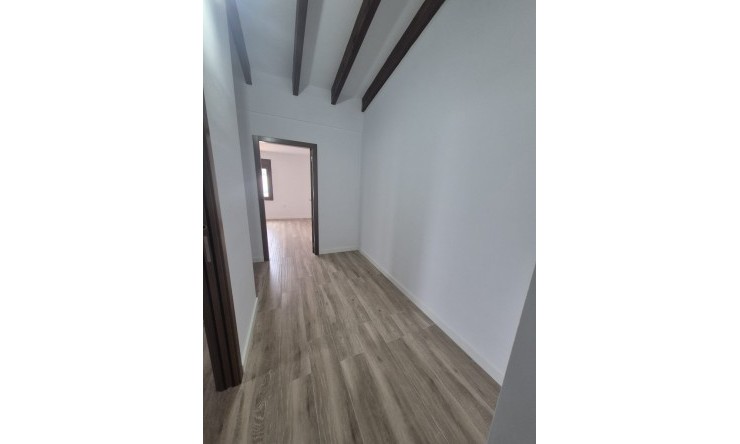 Resale - Villa -
Dolores
