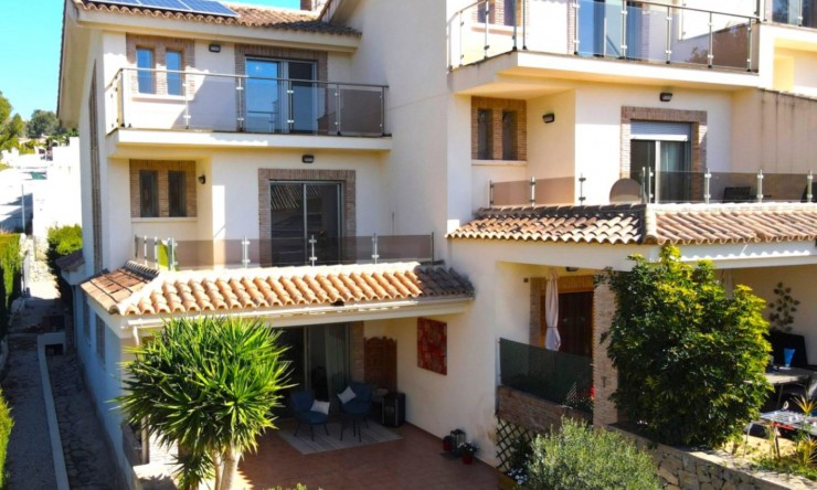 Herverkoop - Herenhuis -
Calpe
