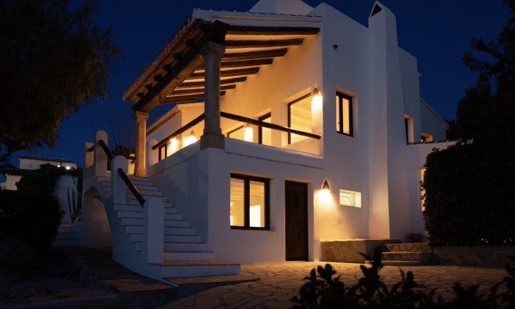 Wiederverkauf - Villa -
Jávea - Tosalet