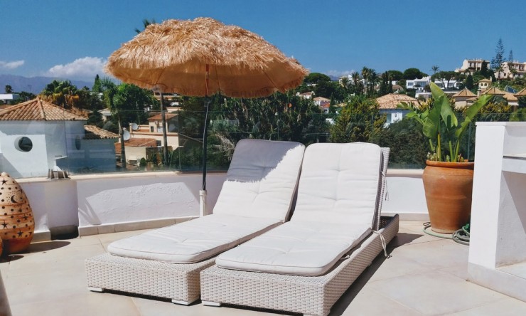 Revente -  -
Marbesa