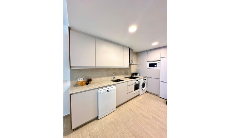 Herverkoop - Appartement -
Fuengirola