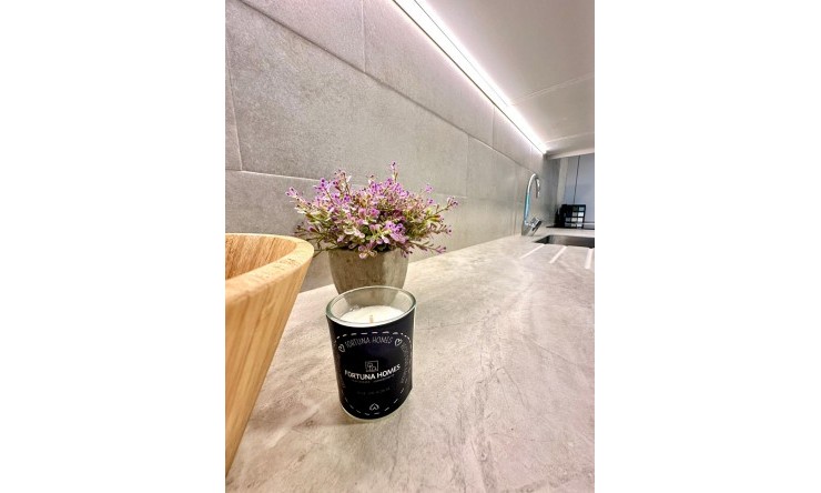 Herverkoop - Appartement -
Fuengirola