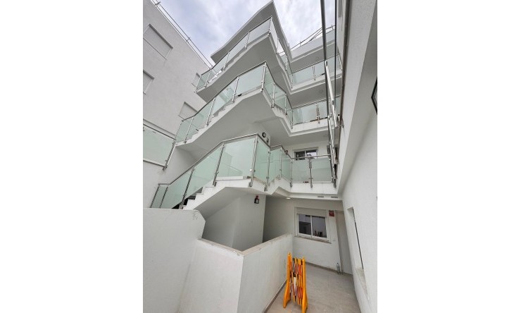 Herverkoop - Appartement -
Fuengirola