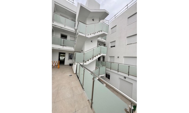 Herverkoop - Appartement -
Fuengirola