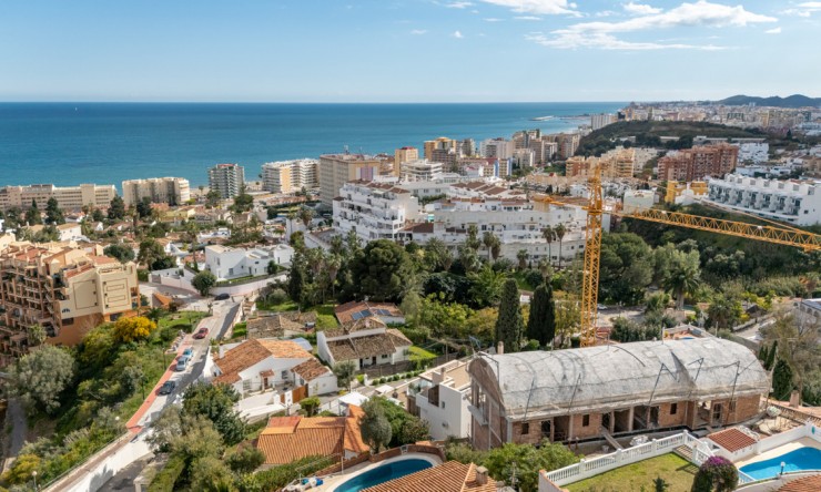 Resale - House -
Fuengirola