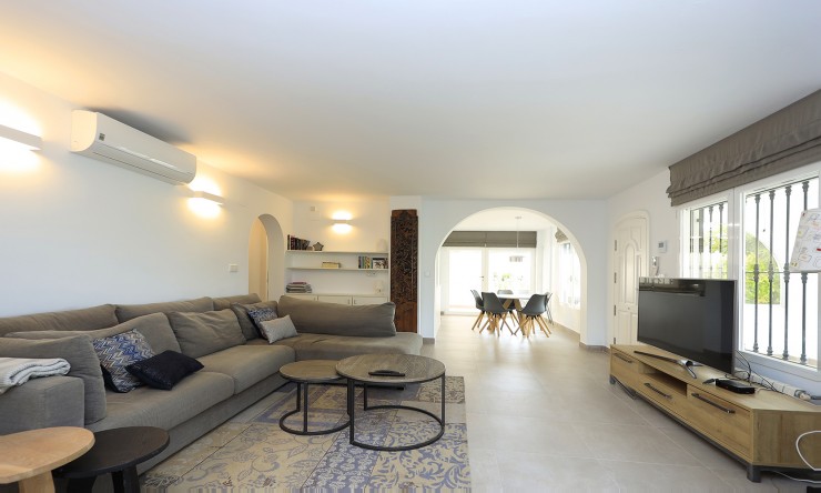 Revente - Villa -
Albir