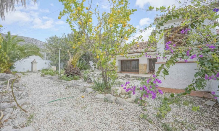 Resale - Villa -
Alcalalí