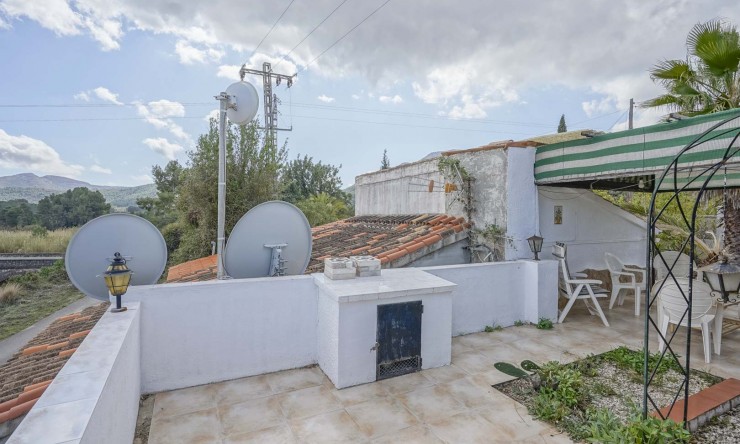 Resale - Villa -
Alcalalí