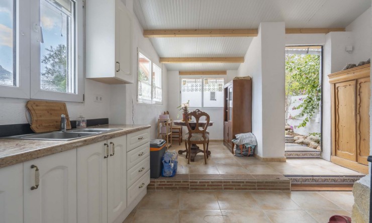 Resale - Villa -
Alcalalí