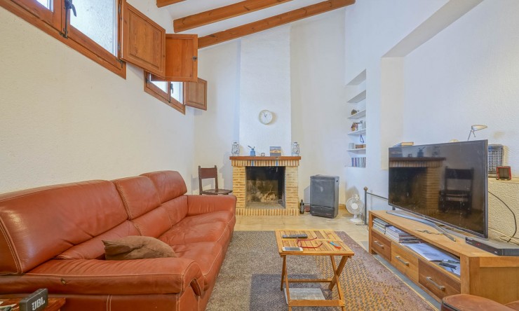 Resale - Villa -
Alcalalí
