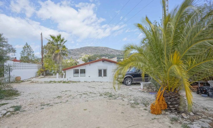 Resale - Villa -
Alcalalí