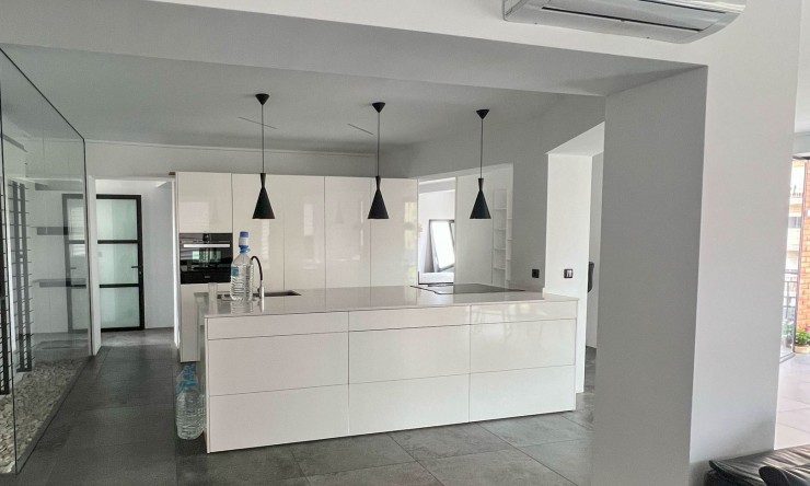 Rynek Wtórny - Apartament -
Denia