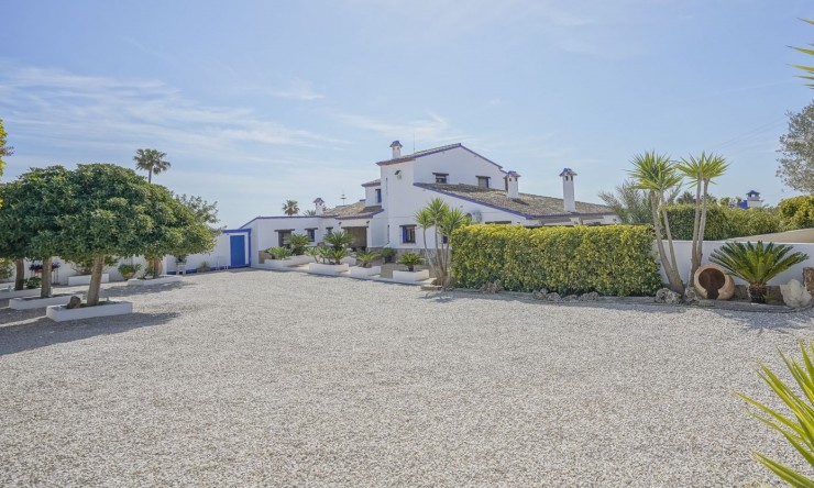 Reventa - Villa -
Benissa - La Fustera