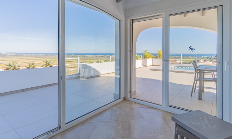 Reventa - Villa -
Pego - Monte Pego